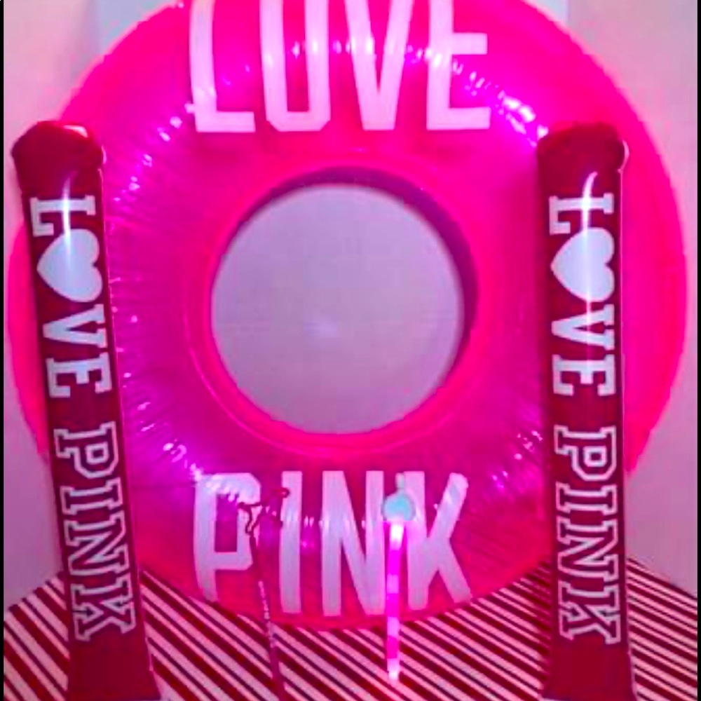 COPY - COPY - NEW Victoria’s Secret Pink bundle